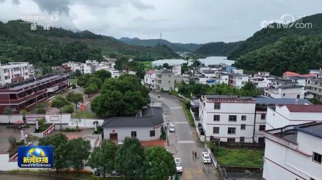 「党旗在基层一线高高飘扬」江西坑口村:“红色”村庄甜蜜事