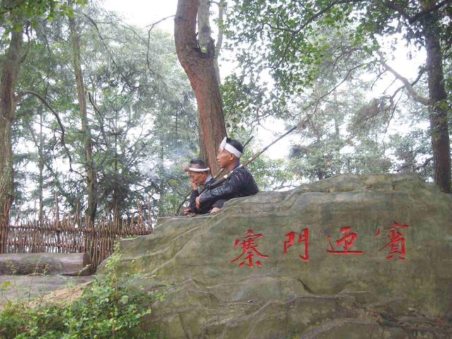 乡居时代:乡村游的新体验、新思考