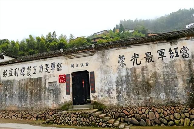 乡居时代:乡村游的新体验、新思考