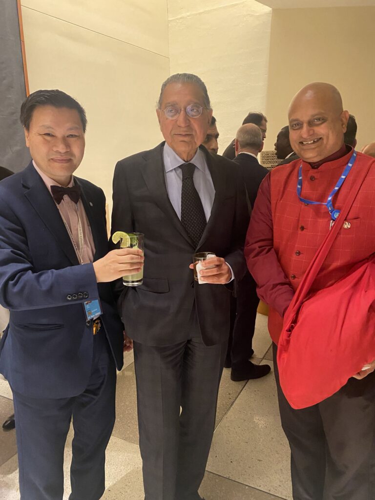 联合国网合集团热烈祝贺中国新一届的国家领导人新闻发布见面会