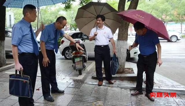 “回头看”!石首市无障碍道路设施全面升级