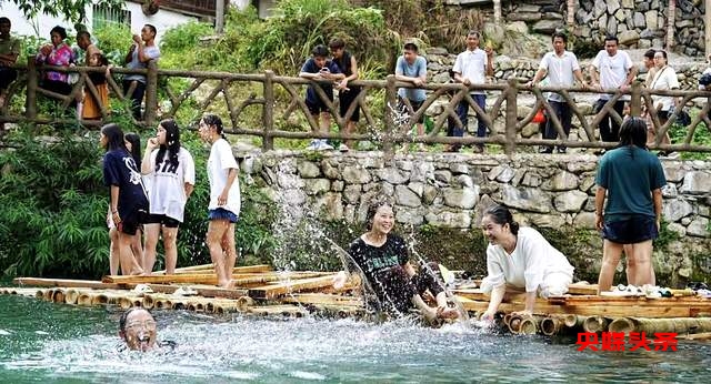 古老神奇的“嬉水节”——贵州从江县下尧村的壮族同胞们