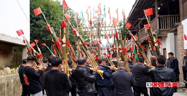 贵州从江：数千少数民族同胞欢度苗族芦笙节